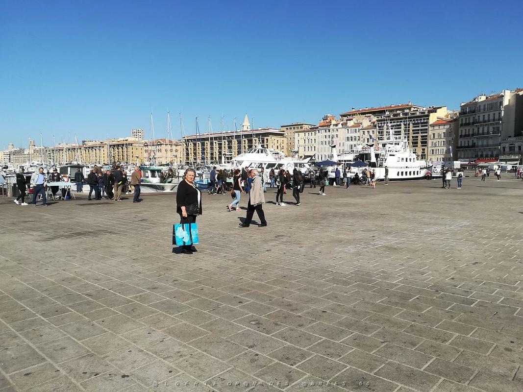 005- Marseille Vieux-Port.jpg - dav